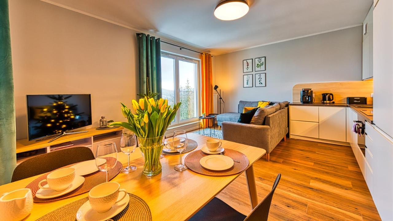Apartament Pod Stogiem Izerskim - 5D Apartamenty Świeradów-Zdrój Eksteriør billede